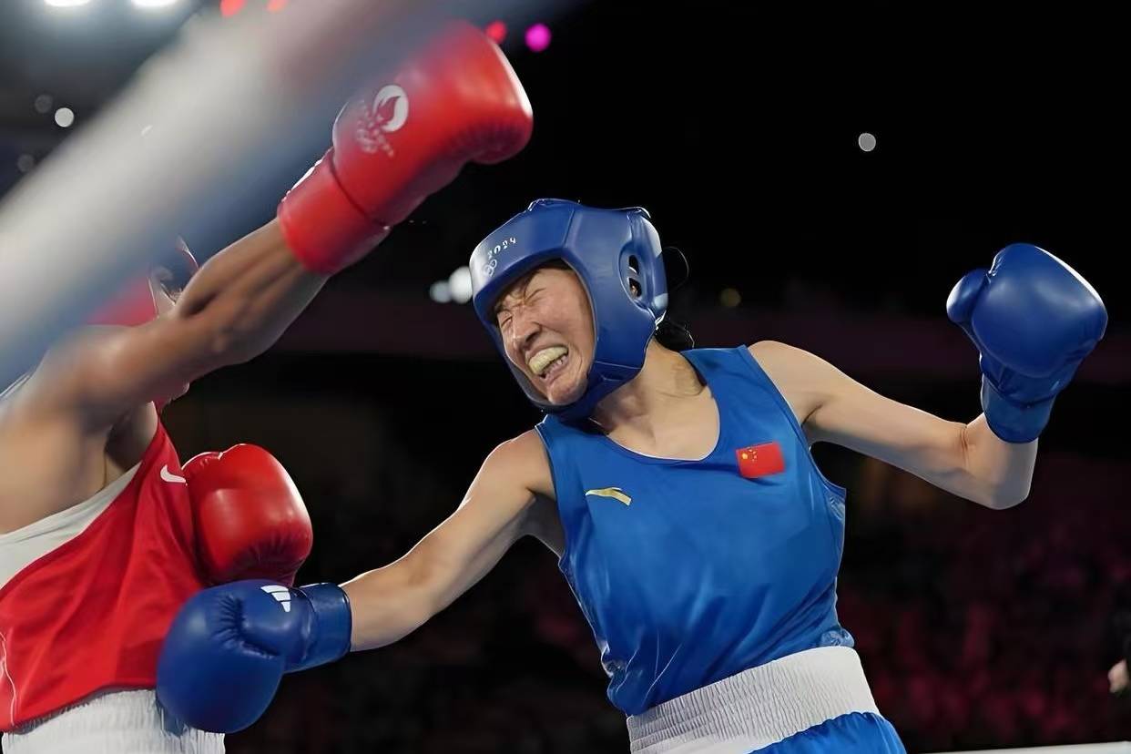 包含拳击队主教练发声，誓言带队登顶的词条