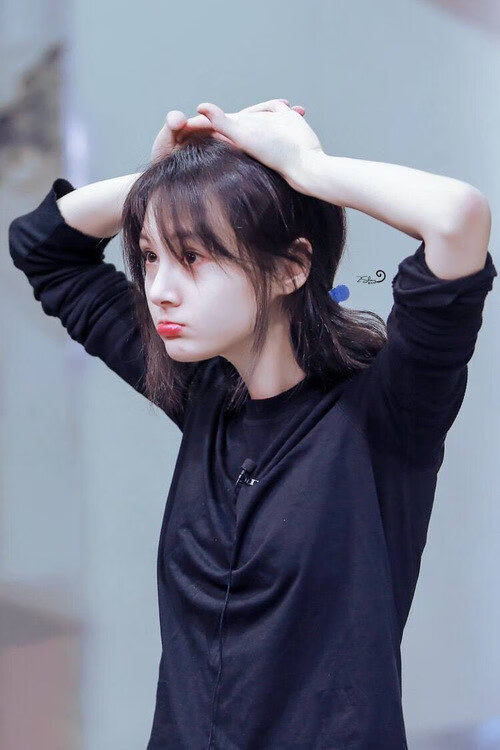 阿拉巴爆发！牙买加3-2神奇翻盘那不勒斯，一场定义足球唯一性的跨界对决